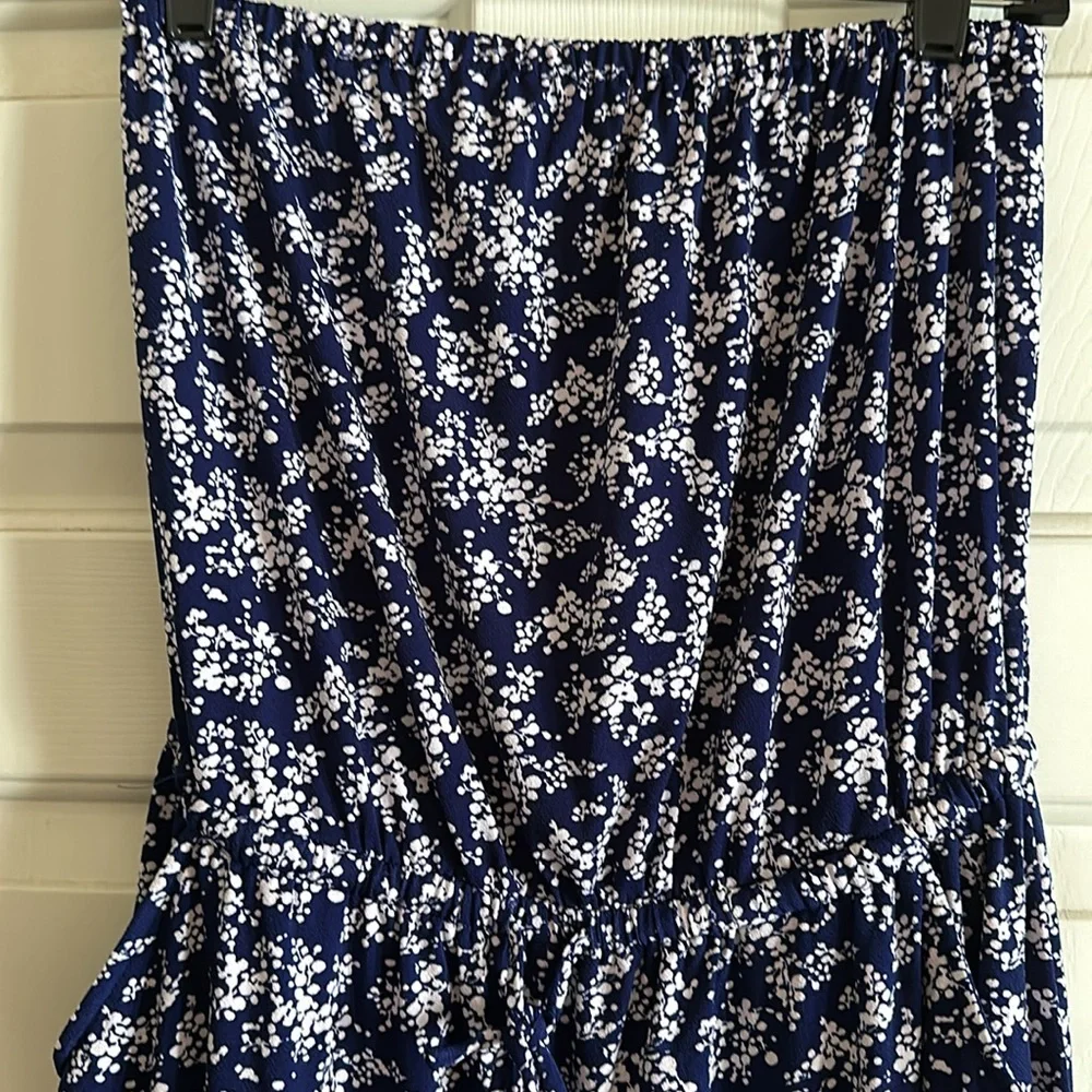 Express Patterned Jumpsuit - Picture 3 of 3